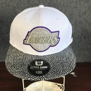 Neu mit Etikett Los Angeles L.A. Lakers Basketball NBA Snapback Baseballkappe Mütze Ultra Game - Bild 1 von 8