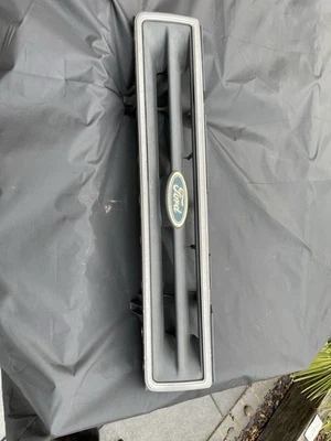 FORD ESCORT S1 /ORION GENUINE FRONT GRILLE - Image 1 of 4