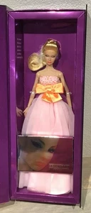 Commanding Attention Poppy Parker doll NRFB Integrity Toys - Picture 1 of 9