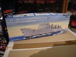1:700 Trompetista AOE Barco de Apoyo de Combate Rápido USS Sacramento AOE-1 en EMBALAJE ORIGINAL - Imagen 1 de 2