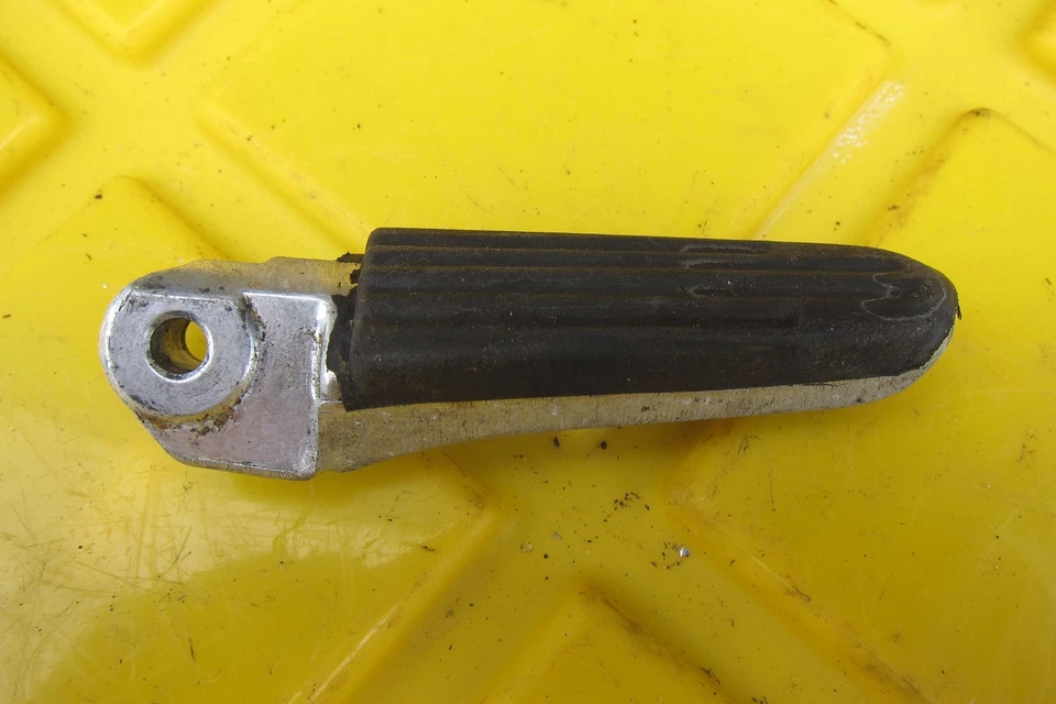 FOTOS 2004 SUZUKI GSX 1300 R HAYABUSA GSXR ESTRIBO Foto 1 de 1