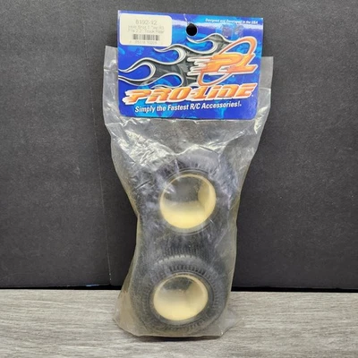 Proline Hole-Shot R3 Rear 2.2" Truck Tires 8192-12 New - Image 1 of 4