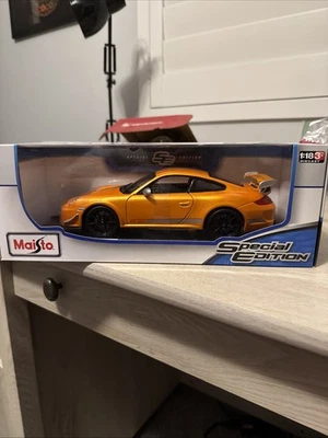 Porsche 911 GT3RS 4.0 naranja edición especial Maisto 1/18 Foto 1 de 2