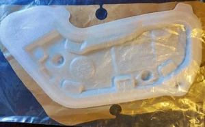 Originale Renault Clio 5 Pannello Insonorizzante  Porta Anteriore Sx  808657904R - Foto 1 di 6