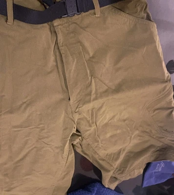 Pantalones Cortos Doble Bicicleta Acolchados Verde Novara MEDIANOS Foto 1 de 4