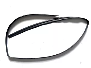 2009- 2017 BMW 535 550 740 750 760 F01 F02 F10 Sunroof Weather Seal Rubber Strip - Picture 1 of 5