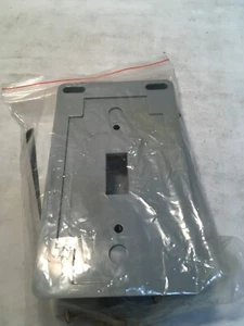 Cubierta de una sola banda con interruptor no metálico Scepter WTG 15 10 - Imagen 1 de 2