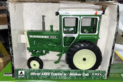 Трактор ERTL AGCO Oliver 1655 с кабиной Hiniker от 1:16 новый в коробке - Изображение 1 из 3