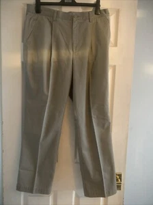 Haggar Mens Chino Trousers Pants Size 36/30 Beige Tan Flat Front Straight Leg - Picture 1 of 5