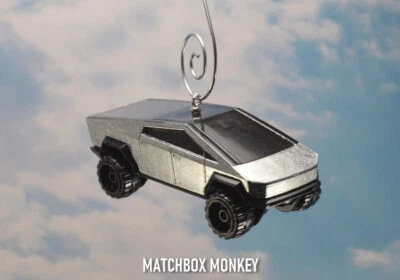 Plata Tesla Cyber Truck Eléctrico Personalizado Adorno de Navidad Adorno Elon Musk Foto 1 de 4