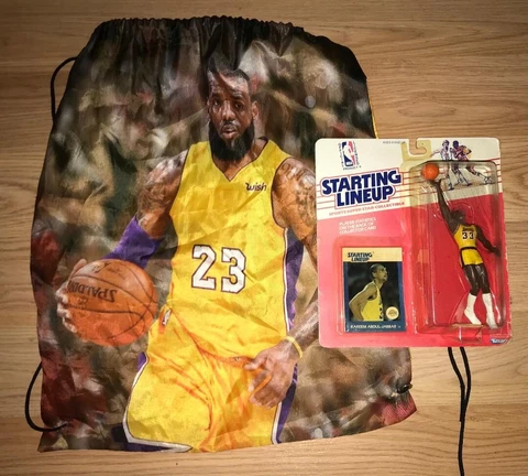 LeBron James L.A. Lakers Bag+1988 Kenner Kareem Abdul-Jabbar SLU/Record Breaker! Cover