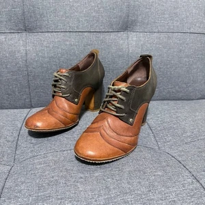 Vintage Frye Heel Shoe Women 7.5 Brown Leather Oxford Wingtip Adrienne - Picture 1 of 10