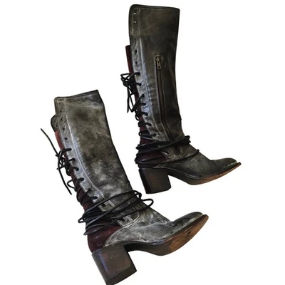 Freebird 煤炭系带节日女牛仔靴黑色红色 8 码 — 第 1/4 张图片