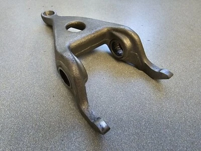 BONITO USADO ORIGINAL GENUINO PORSCHE 924 TURBO 924S 944 S S2 EMBRAGUE HORQUILLA 6 Foto 1 de 4