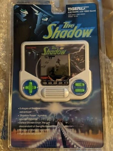 The SHADOW Alex Baldwin Movie Electronic LCD Video Game Tiger 1993 New Sealed - Picture 1 of 9