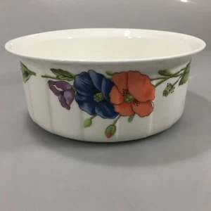 Cazuela acanalada de porcelana Villeroy & Boch Amapola plato souffle 2 cuartos 8,5 x 3,5" - Imagen 1 de 8