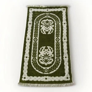 Vintage 70s Fieldcrest Bath Towel Avocado Green 47 x 25.5 Fringe Retro Sculpted - Picture 1 of 12