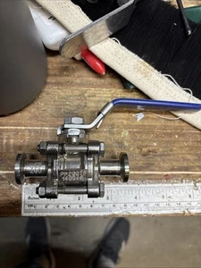 Valmicro 1.5" CF8M Stainless Steel Ball Valve 1 1/2" Sanitary Fitting, PP300TP - Picture 1 of 24