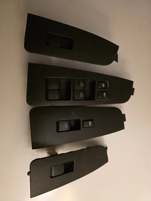 Interruptores de ventana Nissan Máxima 2006 Foto 1 de 2