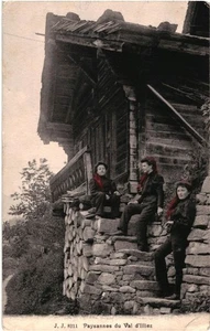 CPA Carte Postale Suisse Val-d'Illiez Paysanne du Val-d'Illiez VM101060ok - Picture 1 of 2