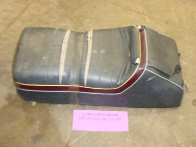 Polaris Indy Trail 488 Fuji 1987 completo OEM cubierta de asiento base espuma luz trasera Foto 1 de 4