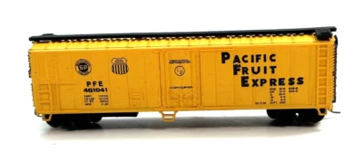 N Scale Bachmann Pacific Fruit Express 51' Mech Steel Reefer Box Car 451041 - Image 1 of 4