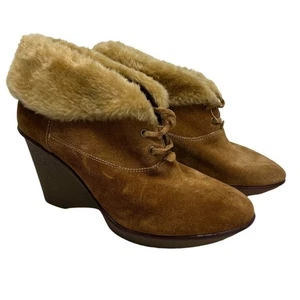 B MAKOWSKY Wedge Suede BF NELLIE Ankle Booties Real Leather Shoes Sherpa sz 10 W - Picture 1 of 16