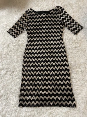 Vestido Connected Apparel Dorado Negro Encaje Chevron Zig Zag Metálico Midi Para Mujer 6 Foto 1 de 4