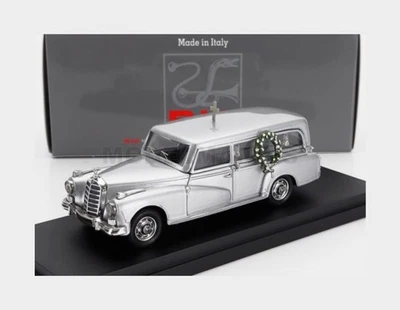 RIO-MODELS 4739 MERCEDES BENZ - 300D HEARSE - CARRO FUNEBRE - FUNERAL CAR 1960 - - Immagine 1 di 2