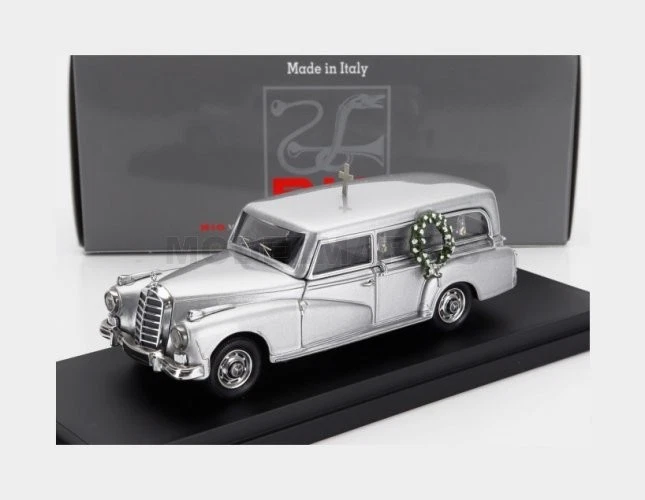 RIO-MODELS 4739 MERCEDES BENZ - 300D HEARSE - CARRO FUNEBRE - FUNERAL CAR 1960 - - Immagine 1 di 2