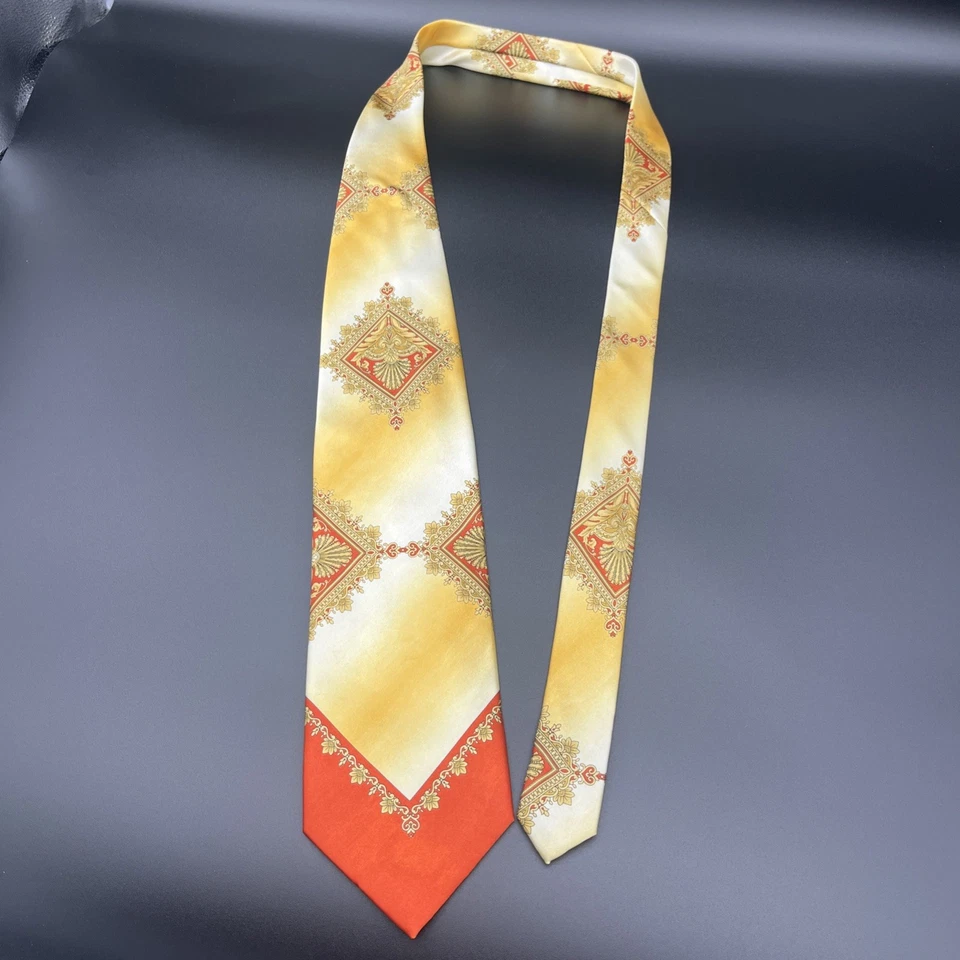 Gravata masculina Avanti Uomo ombré amarelo e laranja padrão geométrico tamanho 4x60 - Imagem 1 de 4