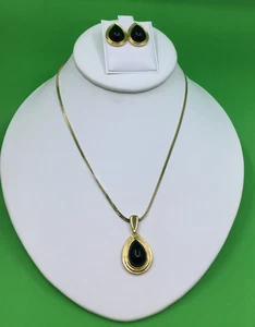 Vintage Trifari goldfarben schwarz Cabochon Träne Anhänger Halskette & Ohrringe Set - Bild 1 von 5