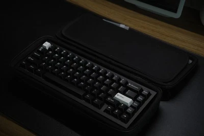 Custom Mechanical Keyboard (Minimal 65%, Thocky, Poppy, and Creamy!) READ DESC! - Image 1 of 4