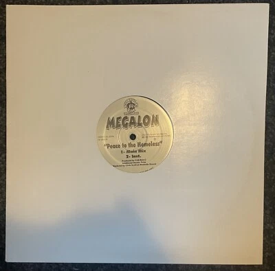 MEGALON - One In A Million - Vinyl 2000 - MF DOOM - FONDLE ‘EM - Tommy Gun Foto 1 de 4