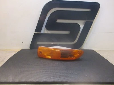 Mitsubishi Eclipse GT Spyder 2003 6 cilindros pasajero derecho lente señal de giro delantera  Foto 1 de 4