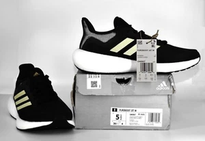 B5 NIB ADIDAS Pureboost Jet Black Running Shoes GW0907 Size 5.5 - Picture 1 of 6