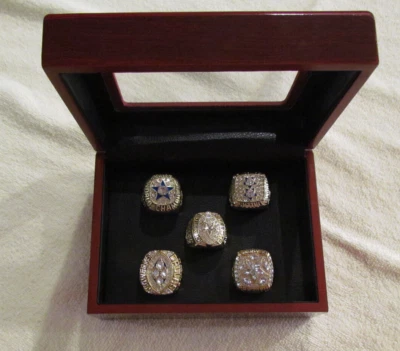 Juego de 5 anillos con caja de exhibición del Super Bowl de los Dallas Cowboys Foto 1 de 4
