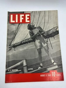 Life Magazine Lucille Ball WWII France Surrenders Hitler Mussolini August 5 1940 - Imagen 1 de 9