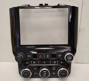 OEM Center Stack Controls HVAC No Screen 2020 2021 Ram 2500 3500 68370123AB - Picture 1 of 14