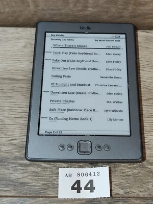 Amazon D01100 Kindle 4th Generation 2GB Wi-Fi 6" eBook Reader - Image 1 of 4