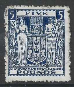 NUOVA ZELANDA 1950 £5 filigrana rovesciata, usata. SG F211w. - Foto 1 di 2