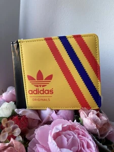 Portafoglio uomo Adidas Originals giallo, rosso e navy - Foto 1 di 3