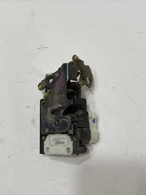 Actuador de bloqueo de puerta del lado del pasajero delantero derecho Buick Lesabre 2000-2005 OEM Foto 1 de 4
