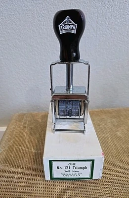 Triumph No. 121  Self Inker Date Stamp 1985-1992 Month Day Year Prop Vintage  - Image 1 of 4