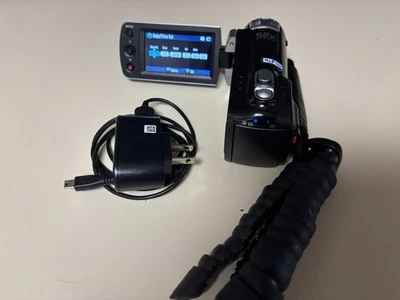 Samsung F90BN Camcorder - Black - Image 1 of 4