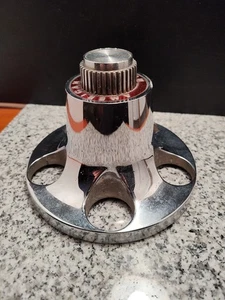 (AMC) AMERICAN MOTORS CORP. Volcano WHEEL CENTER CAP Part# 3222651. AMX JAV GREM - Foto 1 di 10