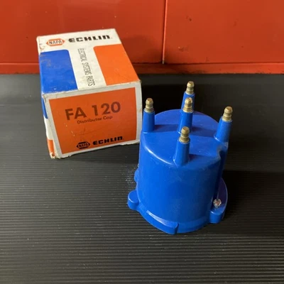 Tapa de distribuidor NAPA ECHLIN FA 120 4 cilindros Ford, Mercury, Jeep, AMC, Foto 1 de 4