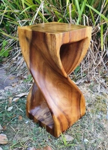 Small Twist Table/Hand Carved Solid Wood/Lamp Table/Plant Stand/Honey 16" - Picture 1 of 10