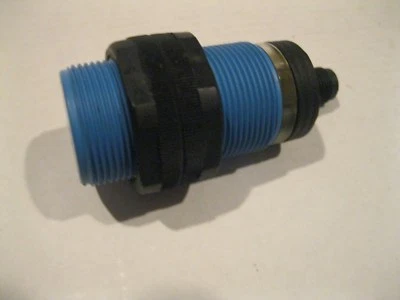 SICK- CM30-16BPP-KC1 CAPACITIVE PROXIMITY SWITCH SENSOR M30 X1.5, 10-36VDC - Image 1 of 3