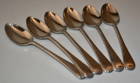 Six Sterling Silver George V Spoons Hallmarked Sheffield 1925,Cooper Bros & Sons Cover